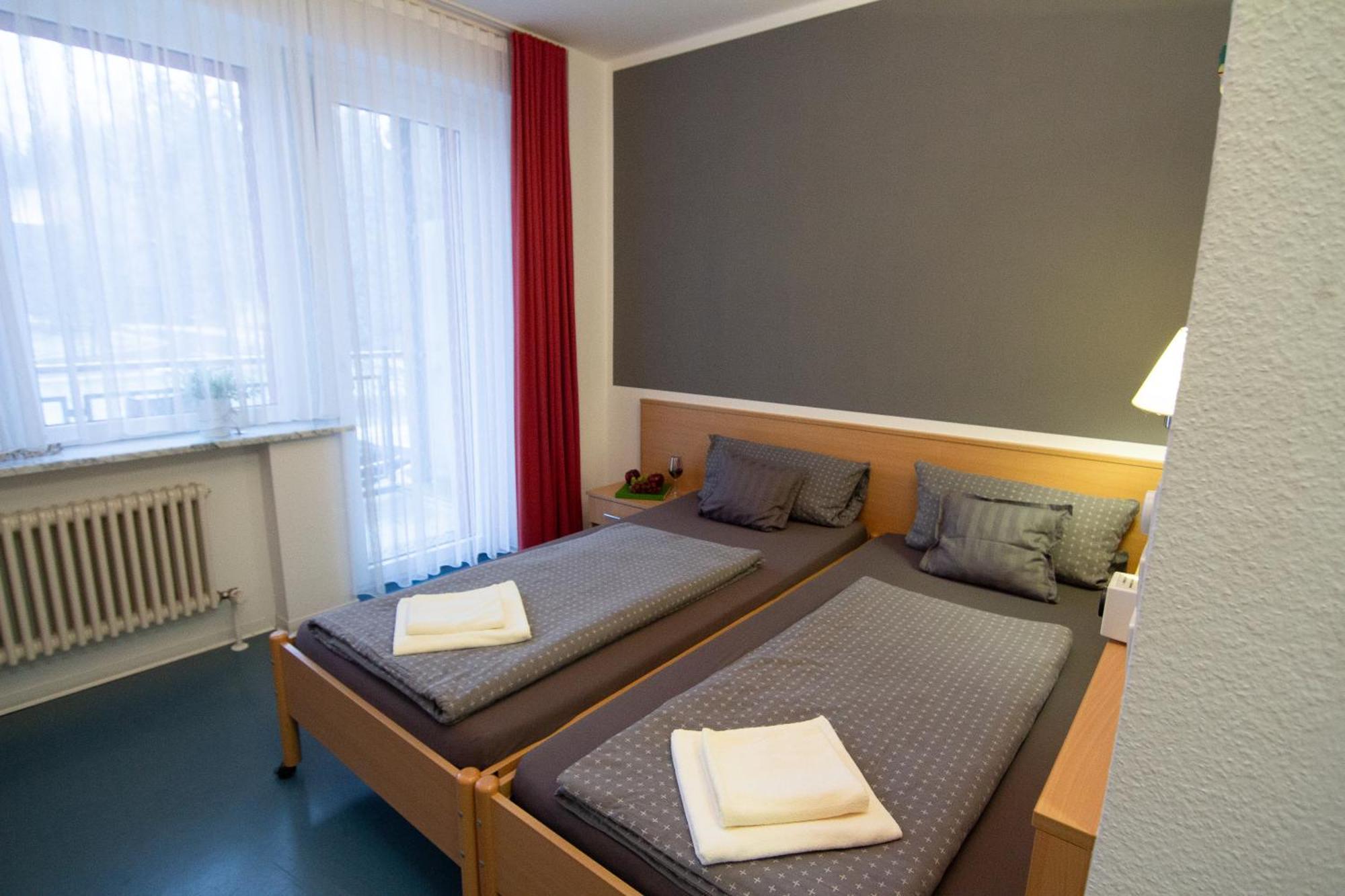 Green Night Hotel Falkenstein  Экстерьер фото