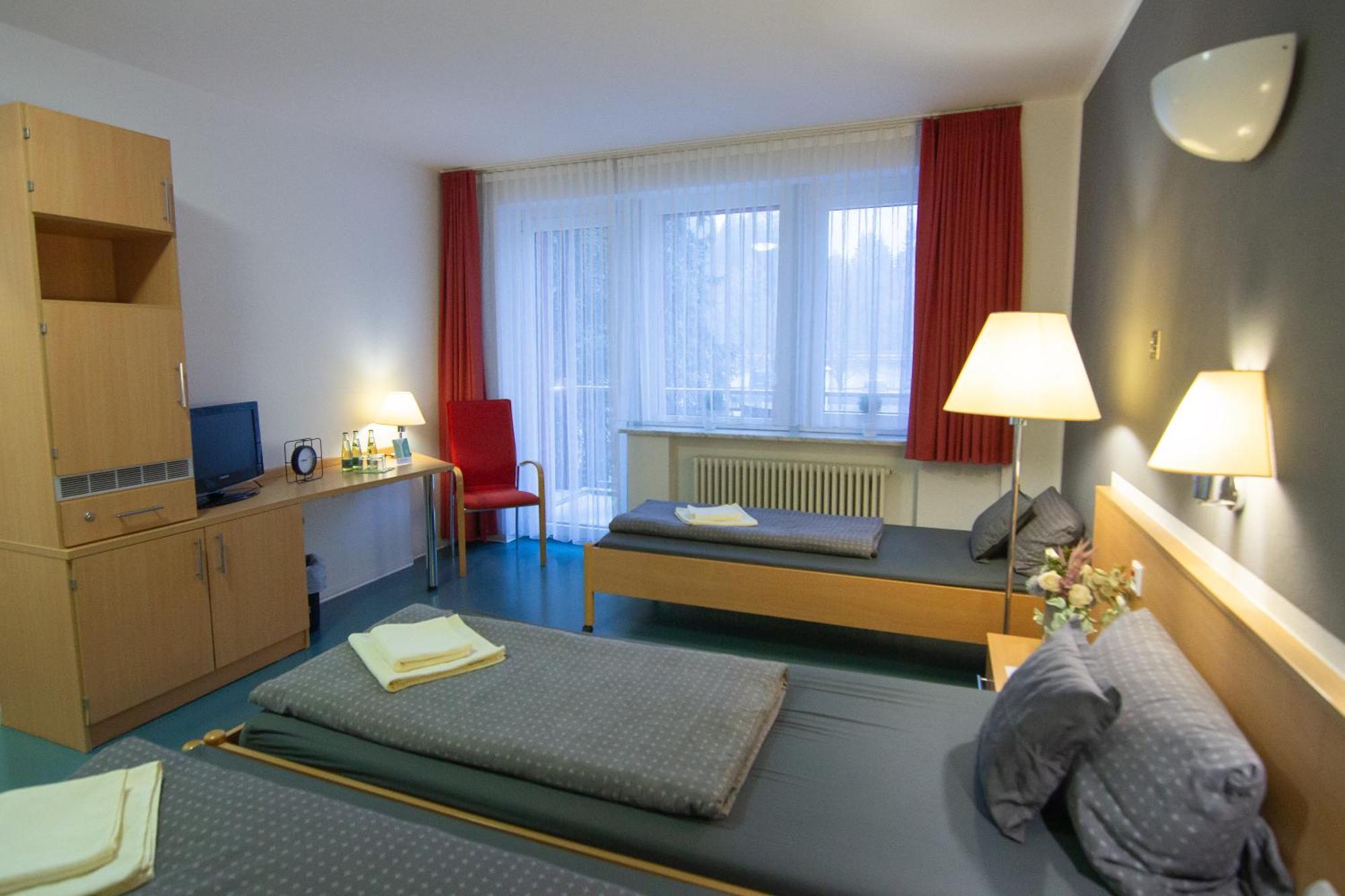 Green Night Hotel Falkenstein  Экстерьер фото